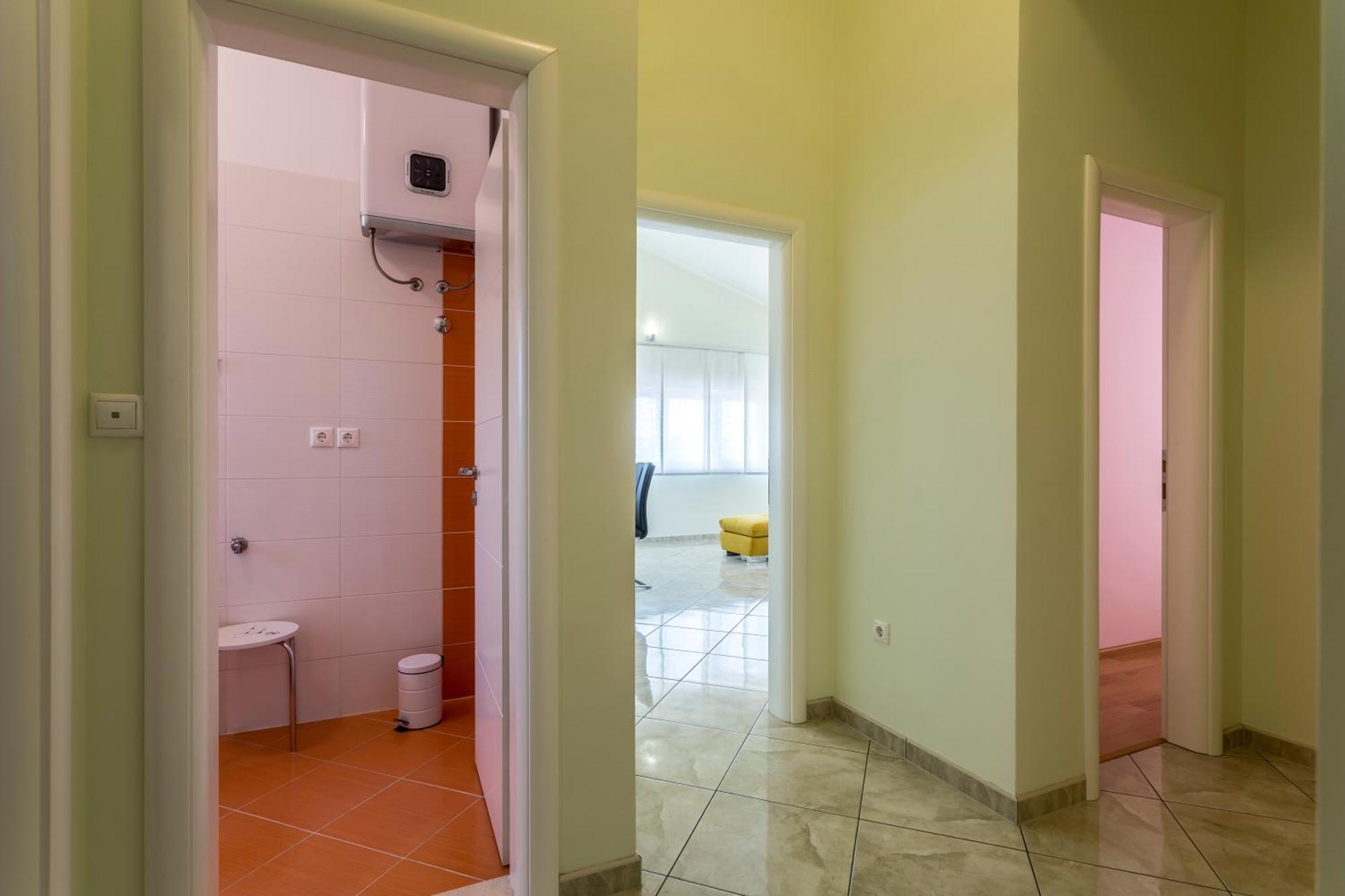 Apartmani Lukic Split Exterior photo